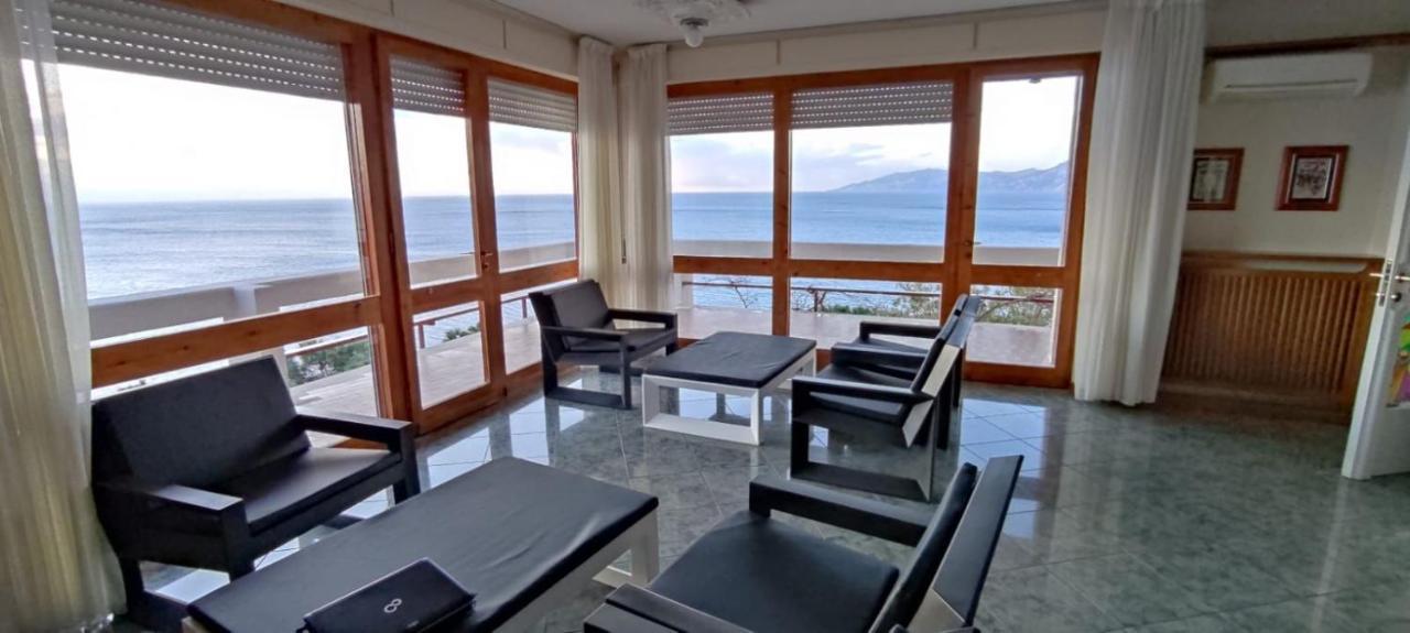 Hotel L'Oasi 칼라고노네 외부 사진